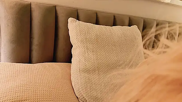 Myassistant Live XXX Chat