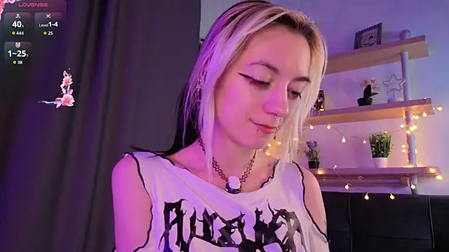 TristaRoht Chat XXX live