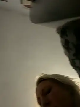 sweetkacibaby's Webcam Show
