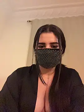GLAMOURk Adlı Modelin Web Kamerası Şovu