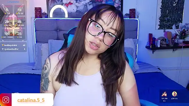 Chatroom XXX en direct de Kata_Bigboobs