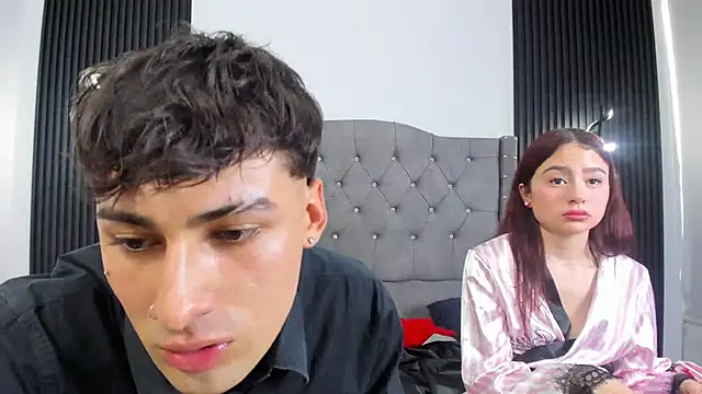 Kenji_n_Rousse Pertunjukan Webcam