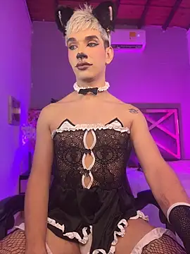 Show de Cherry_zayden_ na webcam