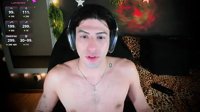 Show modela newjeff na web-kameri