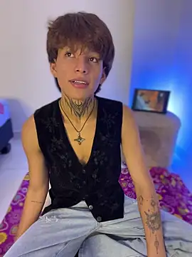 Jules_zzz Webcam show