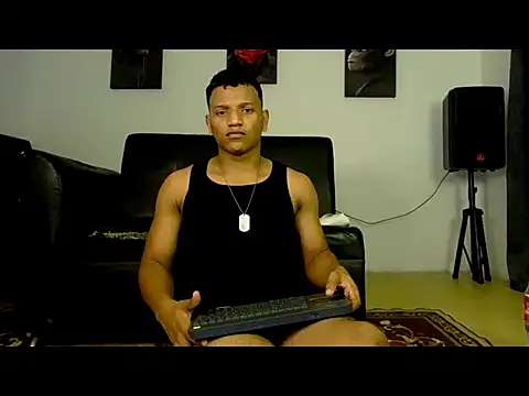 Ian_Arcia Show in webcam