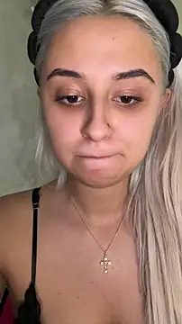 Kylie_One – Naživo XXX chat