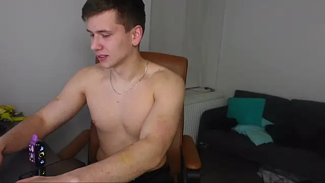 Show modela Zack_Gillian na web-kameri