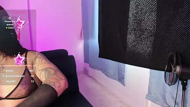 Sophie_whitexxx's Webcam Show