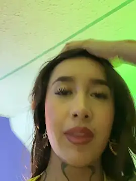 Annavyx Pertunjukan Webcam