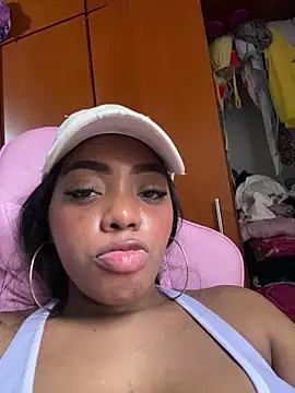 Chat XXX Live MonicaSex_