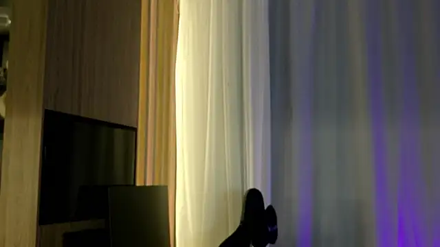 Chat +18 de HarpyWitch ao vivo