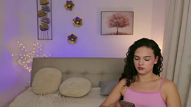 MaraVelvett's Live XXX Chat