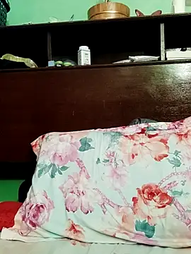 Czat XXX na żywo – QueenSoreal