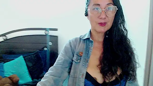Chat XXX en directo de naugthyshanoon
