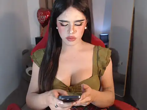RebeccaTs Adlı Modelin Canlı XXX Sohbeti