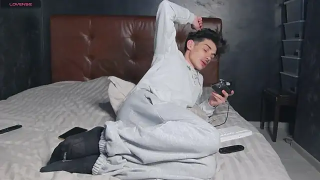DanielCrush1 网络视讯表演