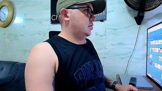 Show de maximo_daddy na webcam
