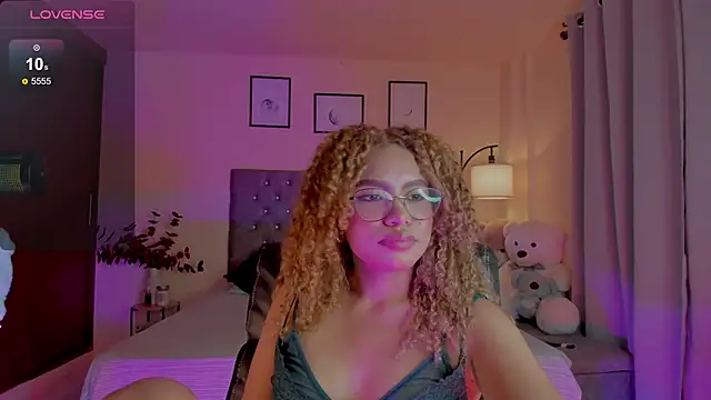 OxanaFedorova1-'s Live XXX Chat
