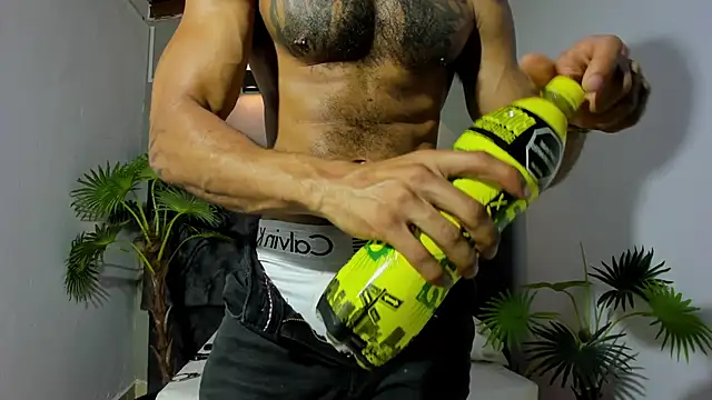 Salomon_koude's Live XXX Chat