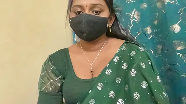 Tanuja-Sexy's Webcam Show