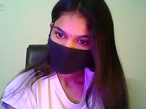 Hot_Deepansi02's Live XXX Chat