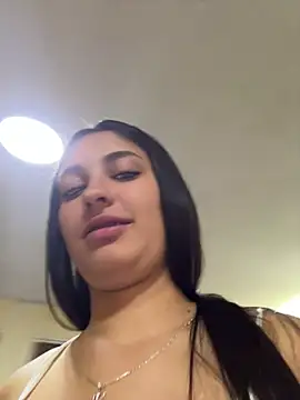 Lucyfer-fire live XXX chat