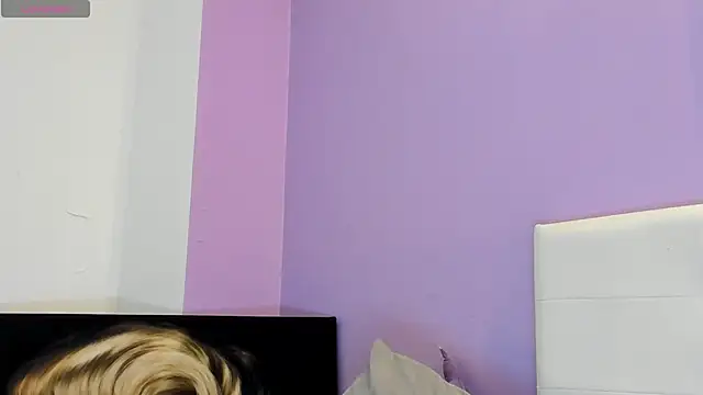 Charlotte11-11 – Naživo XXX chat