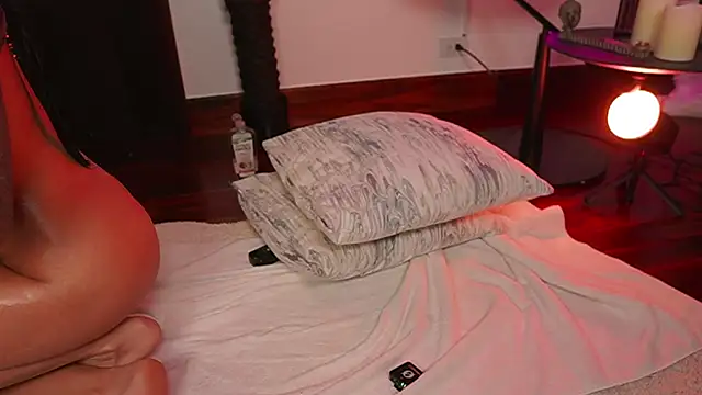 Katyerave's Live XXX Chat