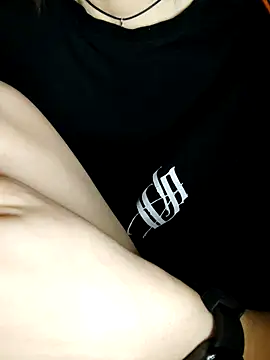 Chat +18 de Aashikalaa ao vivo
