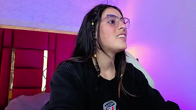moon_winyn Live XXX chat