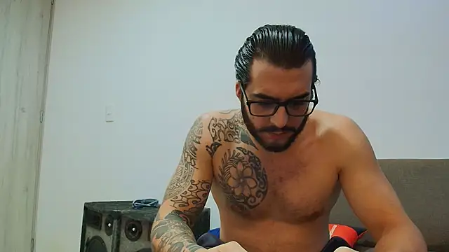 thomas_gun Live XXX-chat
