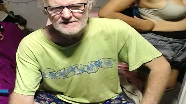 1CuteAndSexy69's Live XXX Chat