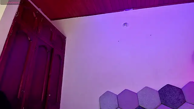 Horny_tgn 在線直播表演