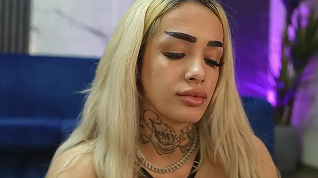 Sembang XXX Secara Langsung blondie_muller