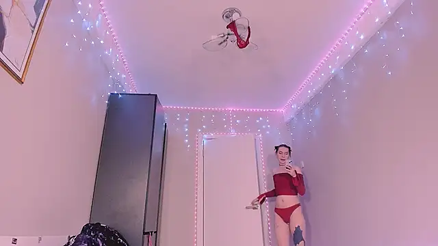 Mikaella_Nicole 在線直播表演
