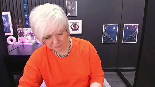 CarmenSoft's Live XXX Chat