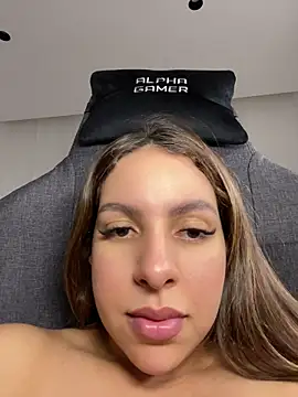Chat +18 de PamAnna ao vivo