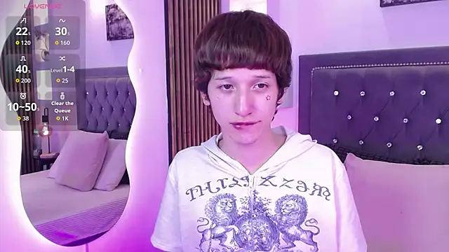 Emo_Boy_: онлайн-секс-чат