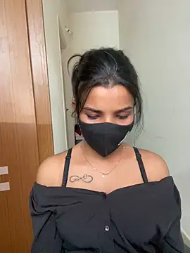 its_ur_flora's Live XXX Chat