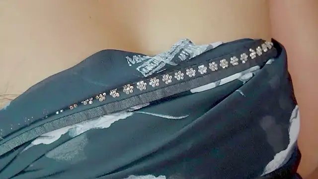 sexyhoney27 Pertunjukan Webcam