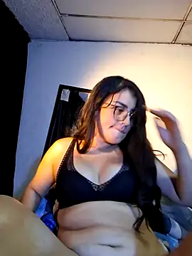 Backdoor_Newbie Live XXX Chat