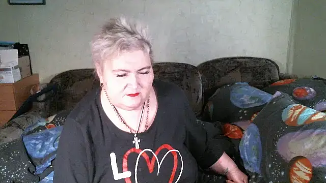 Lana555's Live XXX Chat