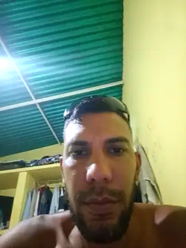 UnreadyChutzpa Show Webcam