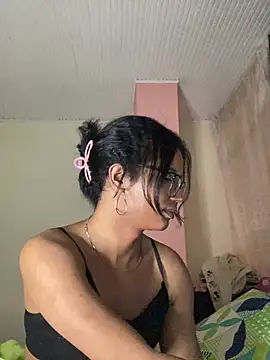 Chat XXX ao vivo de horny_brii