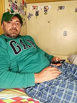 toro23xxxl Chat XXX in diretta