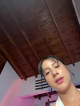 Ale_Lewis 在線直播表演