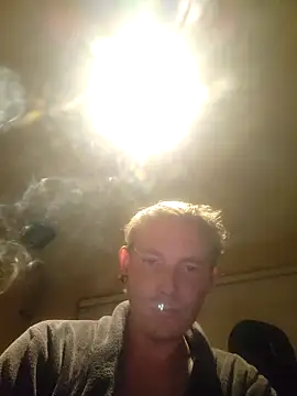piercingpikn Live XXX chat
