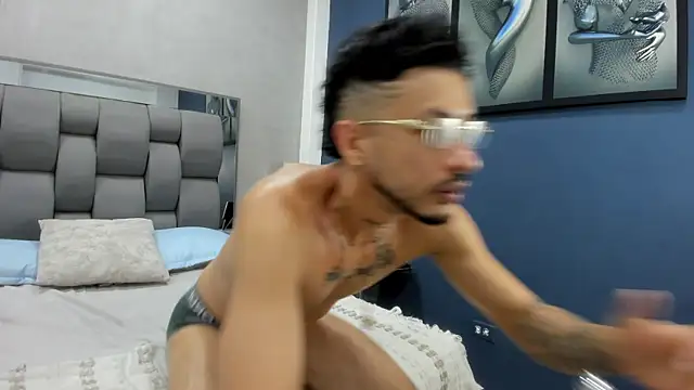 Živý XXX chat denis_winslow