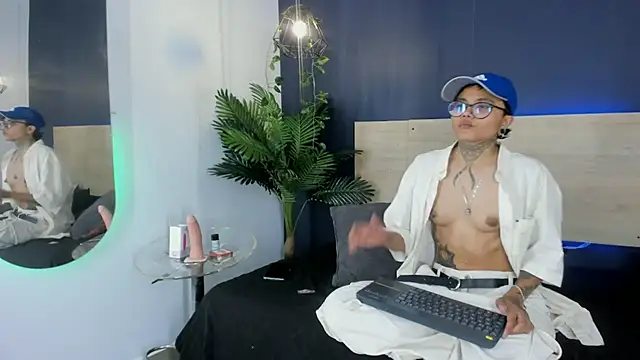 Antony_D_ossa's Live XXX Chat